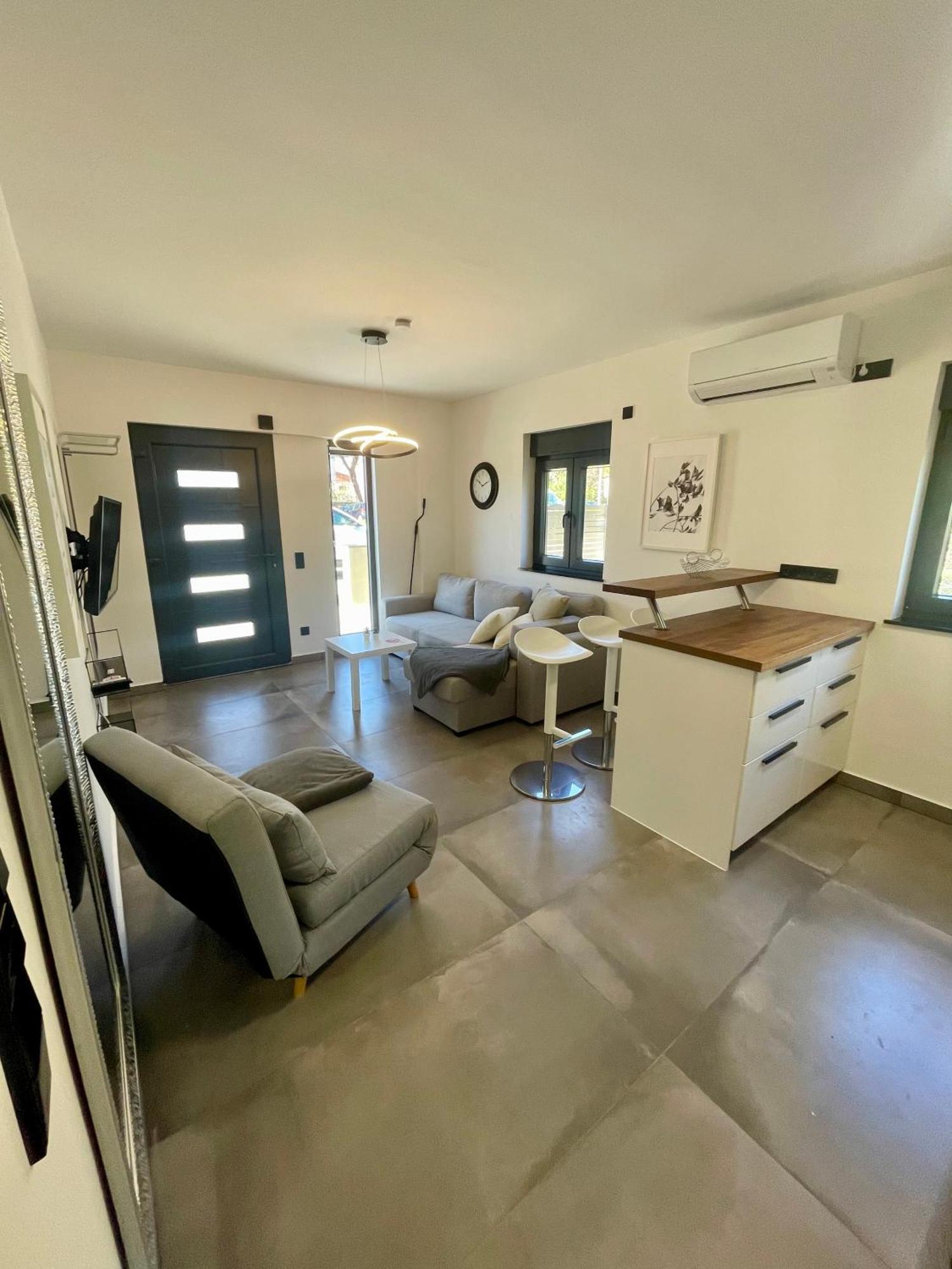 Enna Apartment C Perfect Location ميدولين المظهر الخارجي الصورة